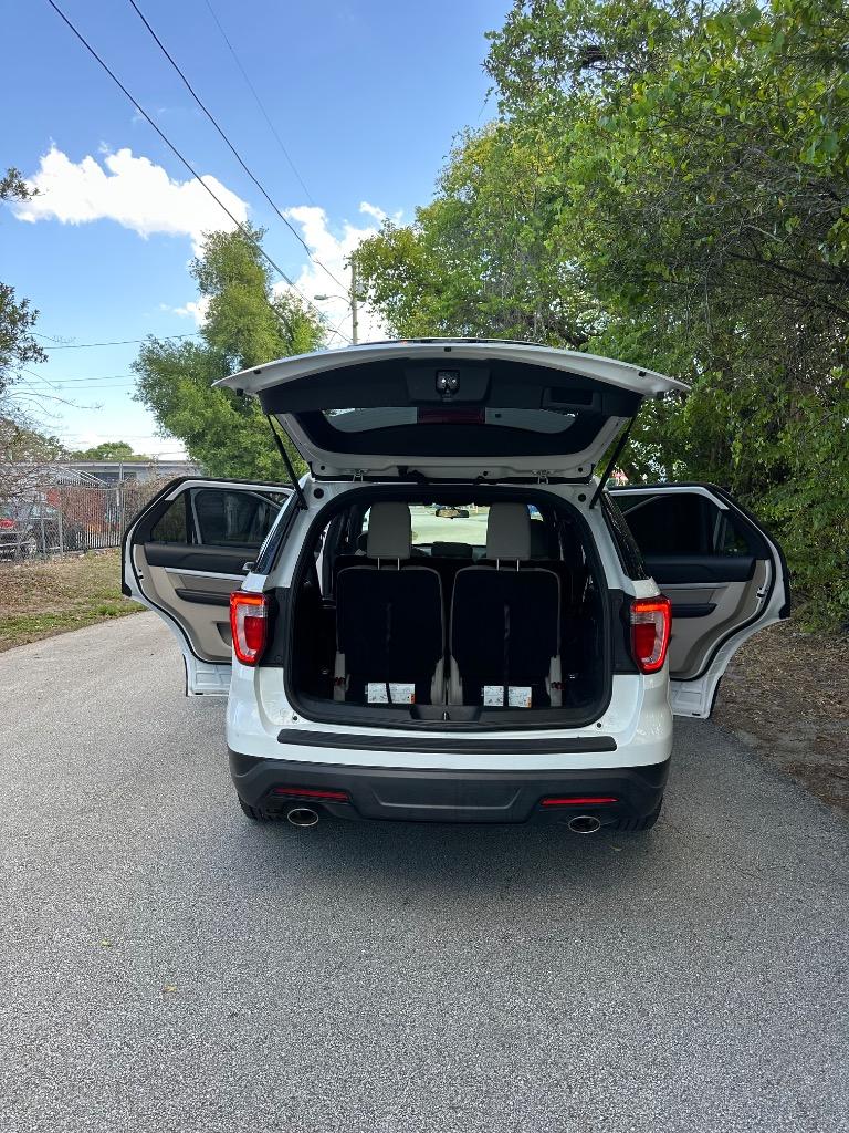 2018 Ford Explorer Base - Photo 17