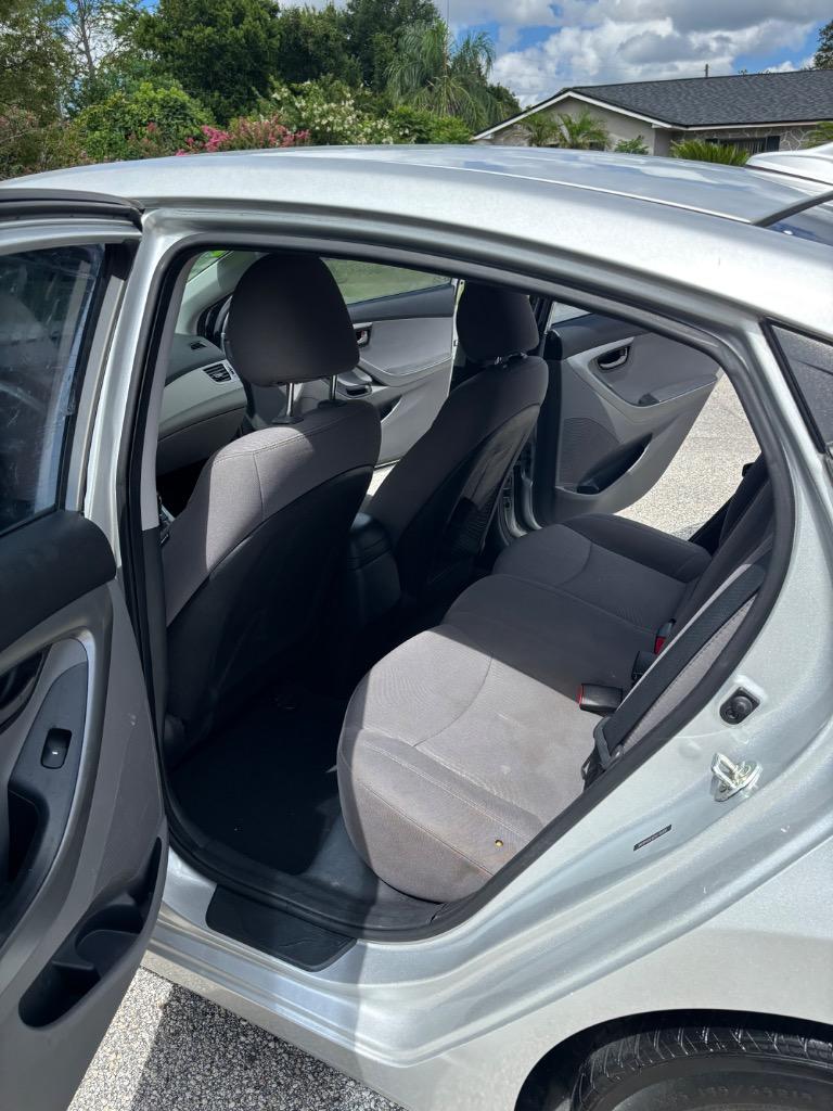 2016 Hyundai Elantra SE - Photo 11