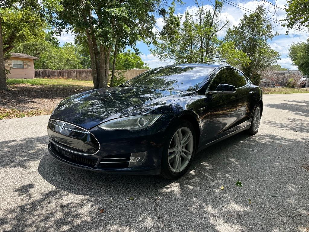 2014 Tesla Model S